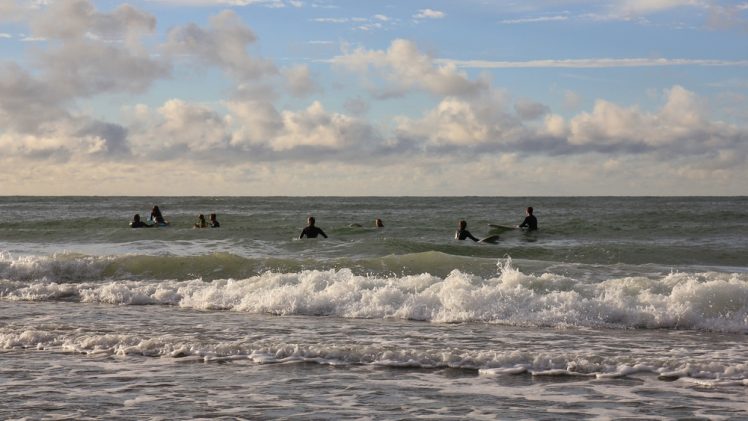 Surfen in Cold Hawaii in Denemarken