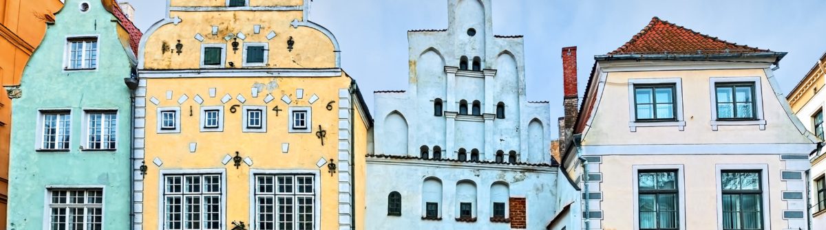 famous-medieval-buildings-in-old-riga-city-latvia_shutterstock_256440031-copy