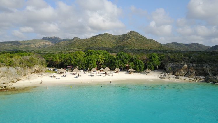 Het strand van Grote Knip op Curacao Het strand van Grote Knip op Curacao