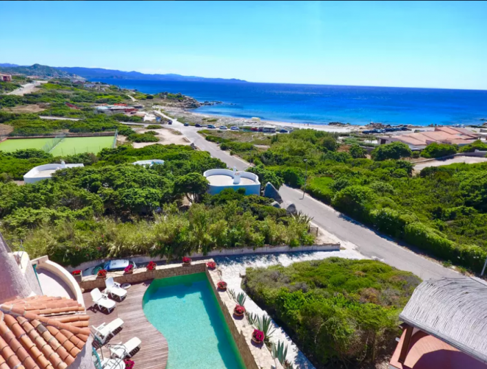 appartement aan zee sardinie