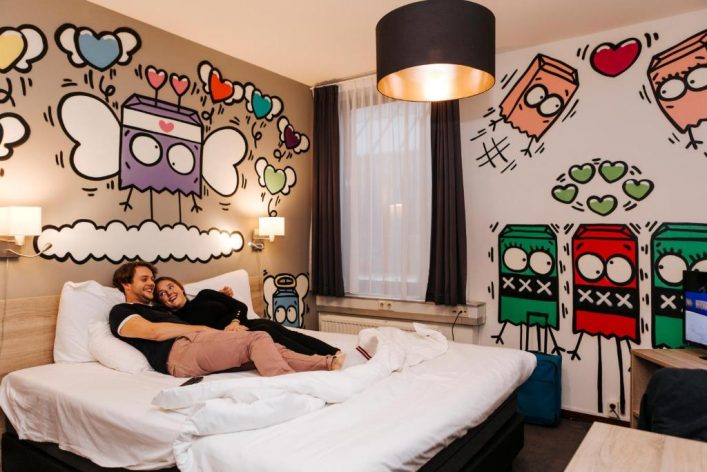 Amsterdam Teleport Hotel