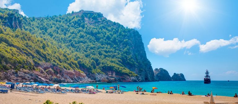 Het strand van Kleopatra in Alanya