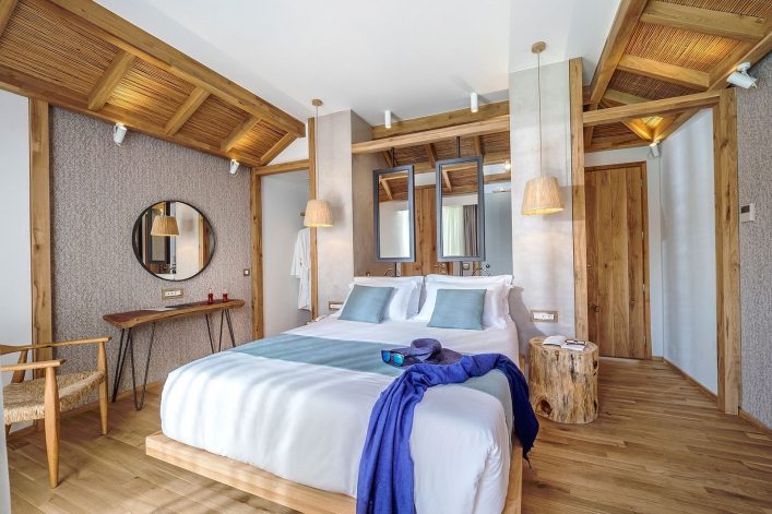 HGNL-COR-Stella-Island5