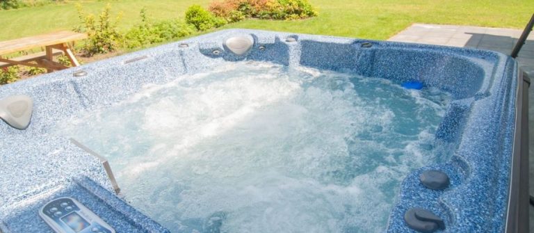 Huisje met jacuzzi