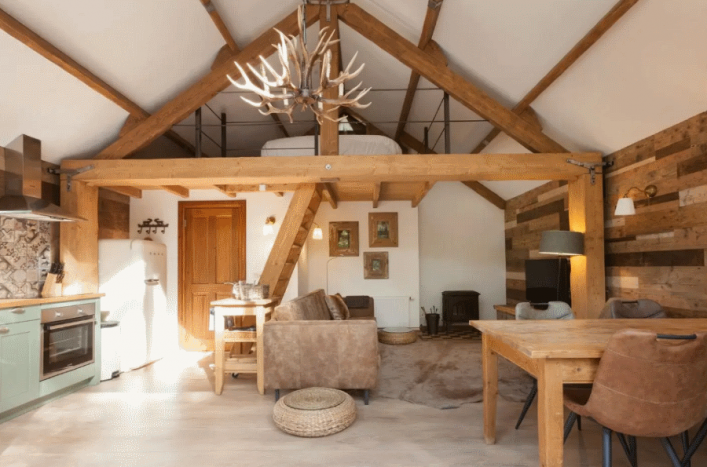 Treehouse Studio Airbnb