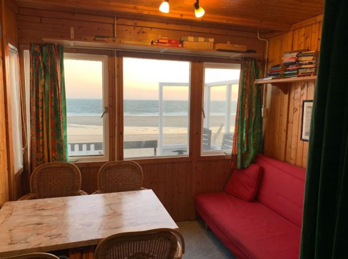 Strandhuisje Dishoek Airbnb