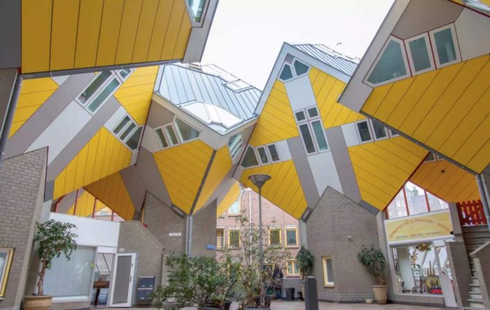 Kubuswoning Rotterdam Airbnb