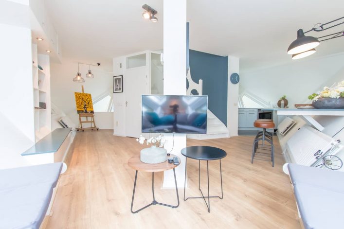 Kubuswoning Rotterdam Airbnb