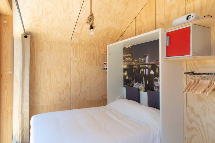 Wikkelboat Airbnb in Rotterdam