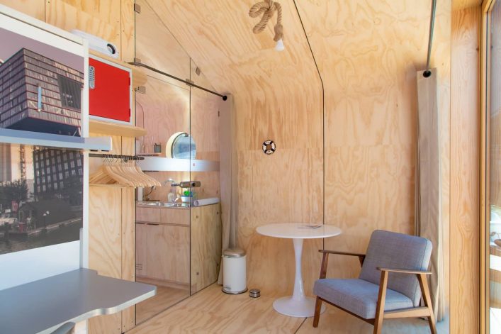Wikkelboat Airbnb in Rotterdam