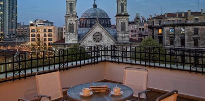 HGNL-Bebsy-Hotel-Triada
