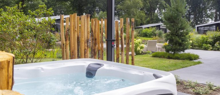 Bos lodge met jacuzzi