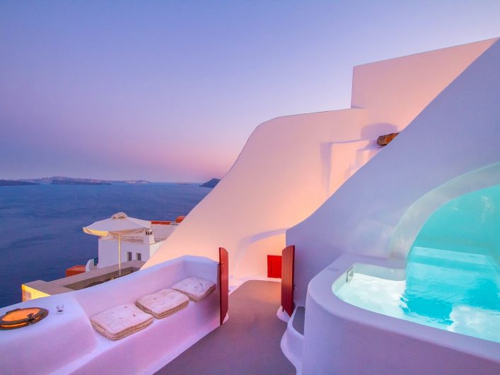Airbnb met zwembad op Santorini