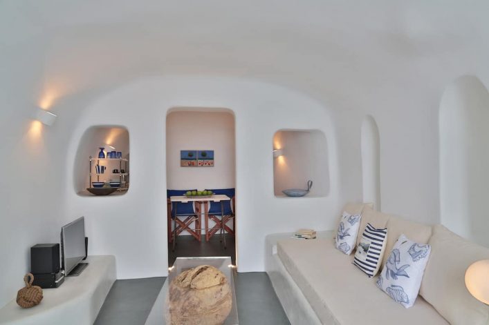 Lava Cave Suite op Santorini
