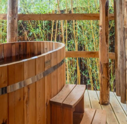 Japans bad van de Cocon