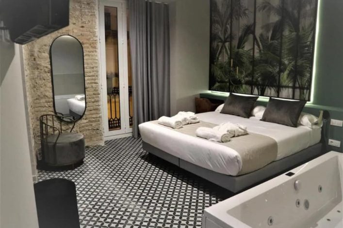 You & Co Quart Boutique