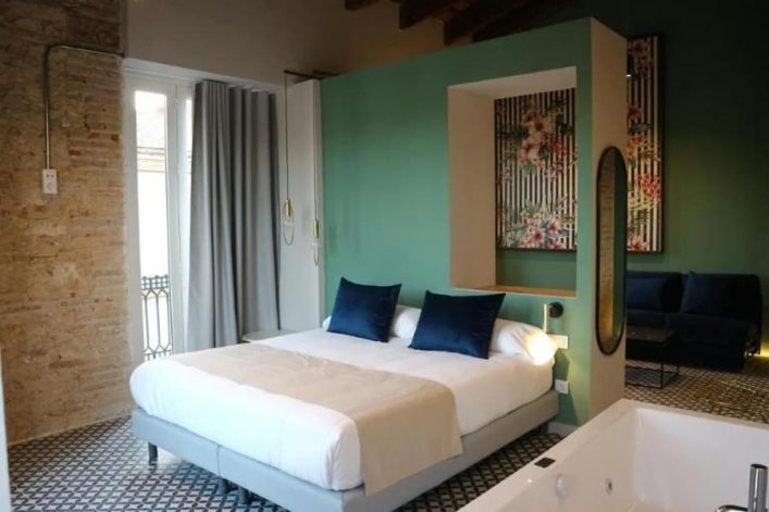 You & Co Quart Boutique