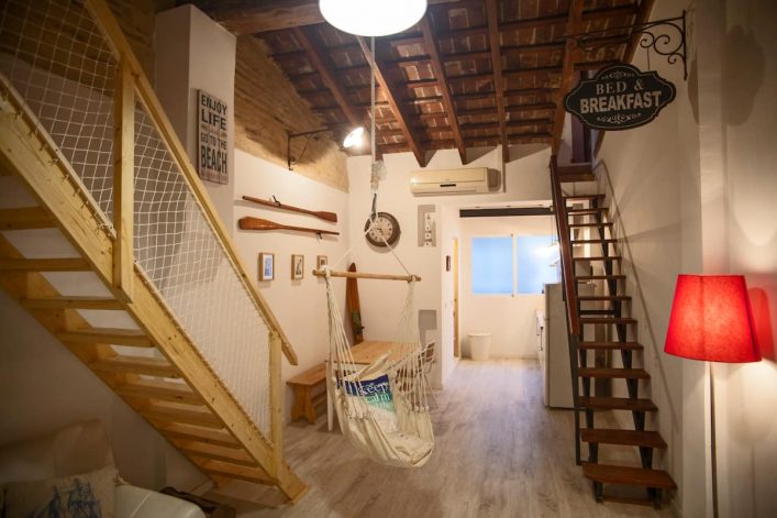 Airbnb vlakbij het strand van Valencia