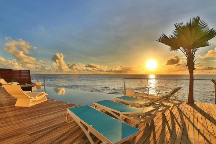 Oceanfront Condo Maho Reef