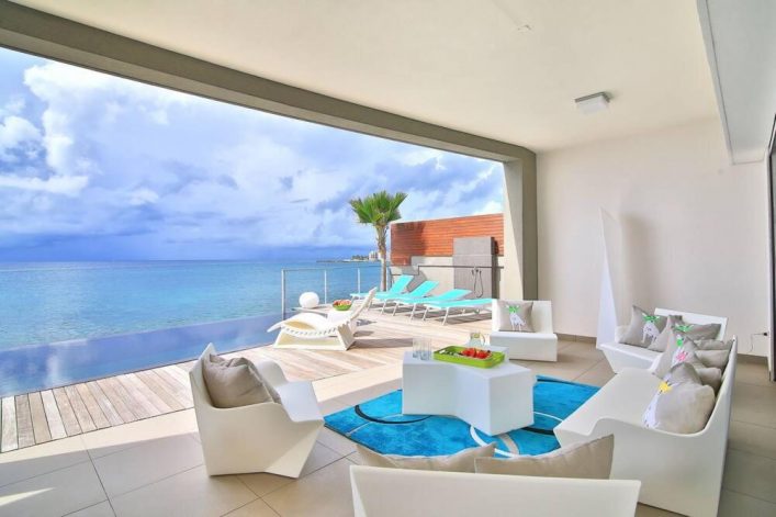 Oceanfront Condo Maho Reef