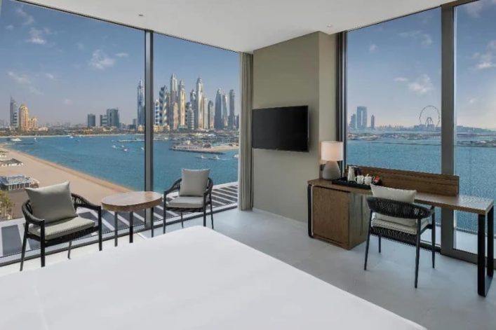 Dubai Hotel - radisson beach resort palm jumeirah