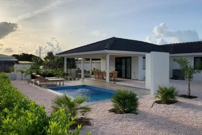 Grand Windsock Bonaire villa