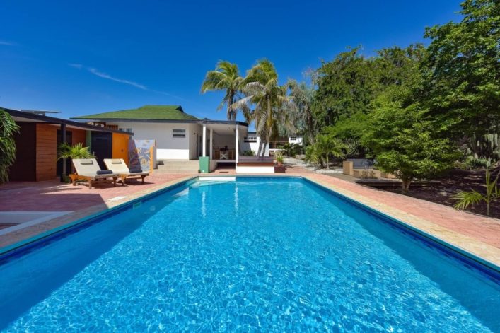 Airbnb Aruba