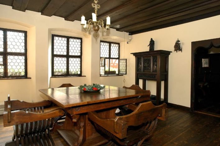 Albrecht Dürer Haus eetkamer in Neurenberg