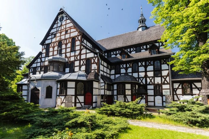 Vredeskerk met zonlicht